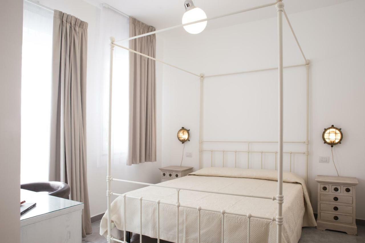 Bed & Breakfast Del Faro Giovinazzo Esterno foto