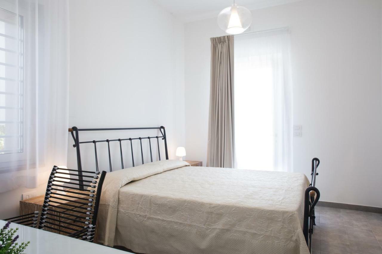 Bed & Breakfast Del Faro Giovinazzo Esterno foto